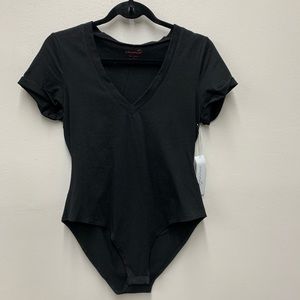 NWT Vacate The Label Black V-Neck Bodysuit